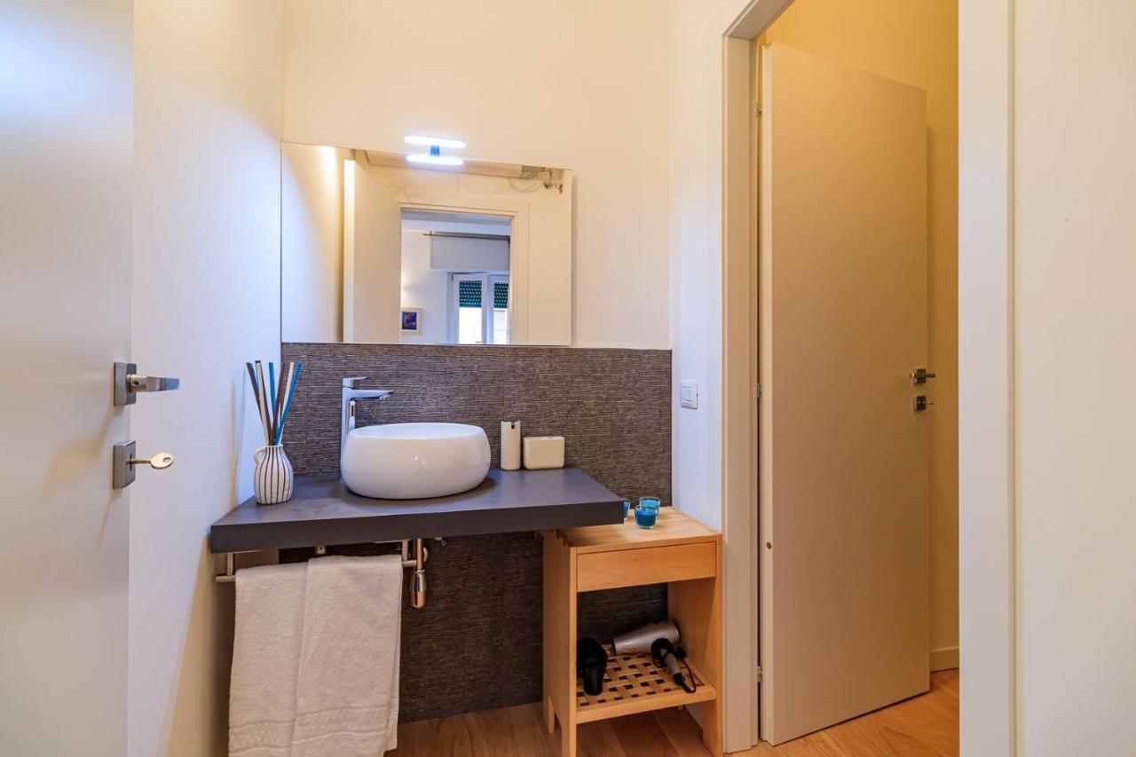 Joivy Cosy 1Bed Flat In Fiera, Milanアパートメント エクステリア 写真