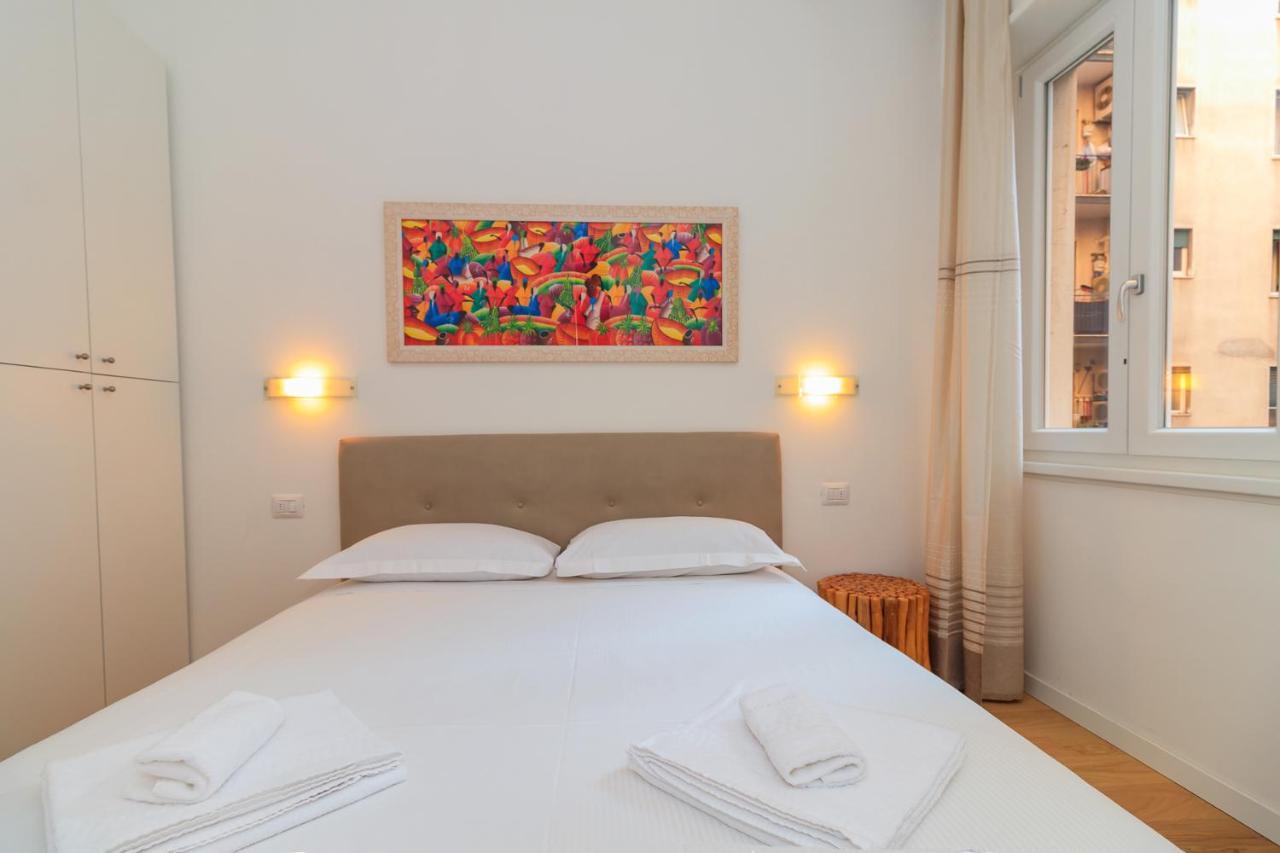 Joivy Cosy 1Bed Flat In Fiera, Milanアパートメント エクステリア 写真